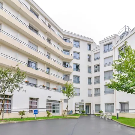 Zenitude Hotel-residences Apart Otel Valenciennes